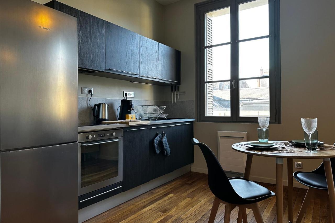 Le Magistral Beautiful One-Bedroom Apartment In The Historic Heart Of Tours Exterior photo